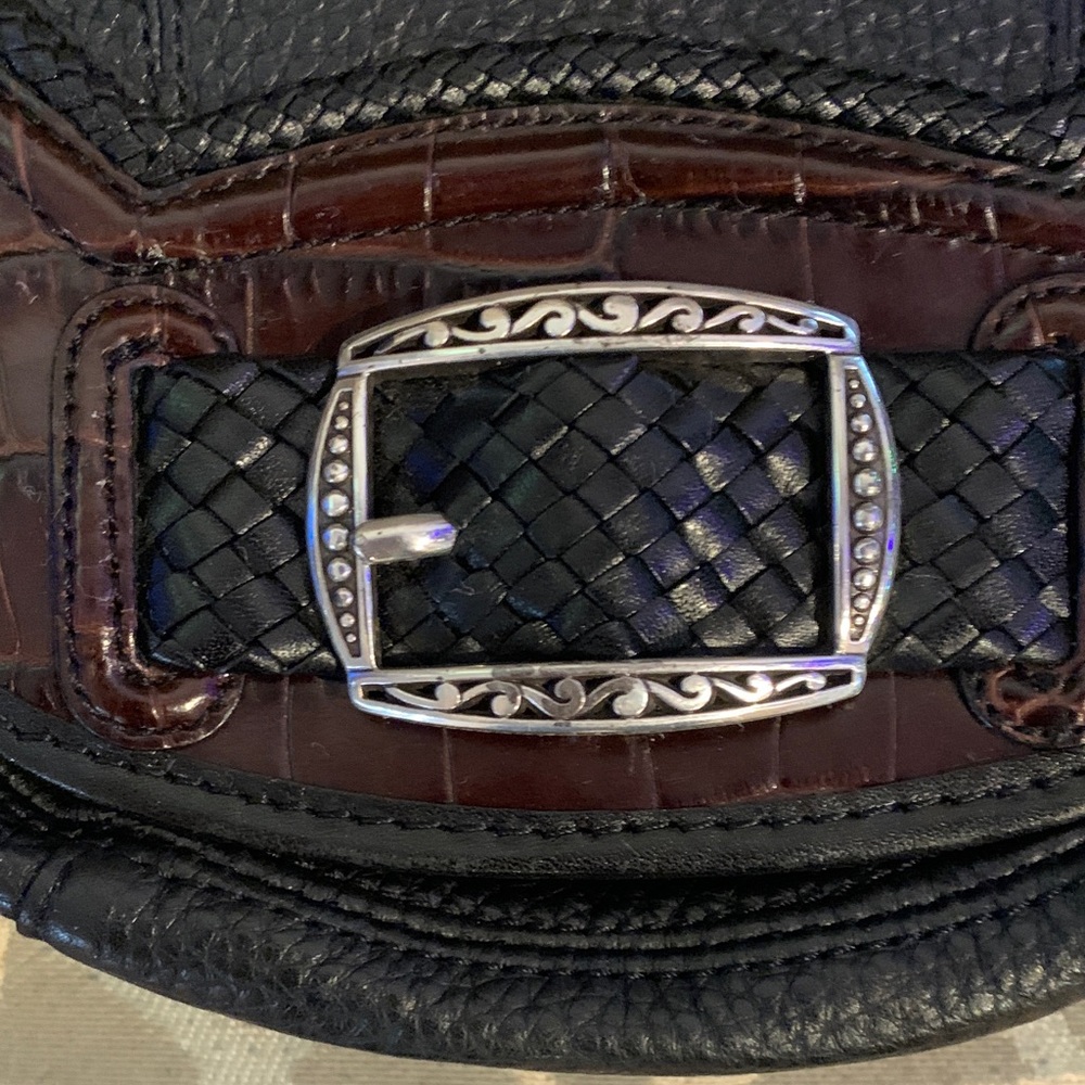 Brighton Mission Bay Flap Saddle Bag in black and brown two tone leather finish - Picture 7 of 9